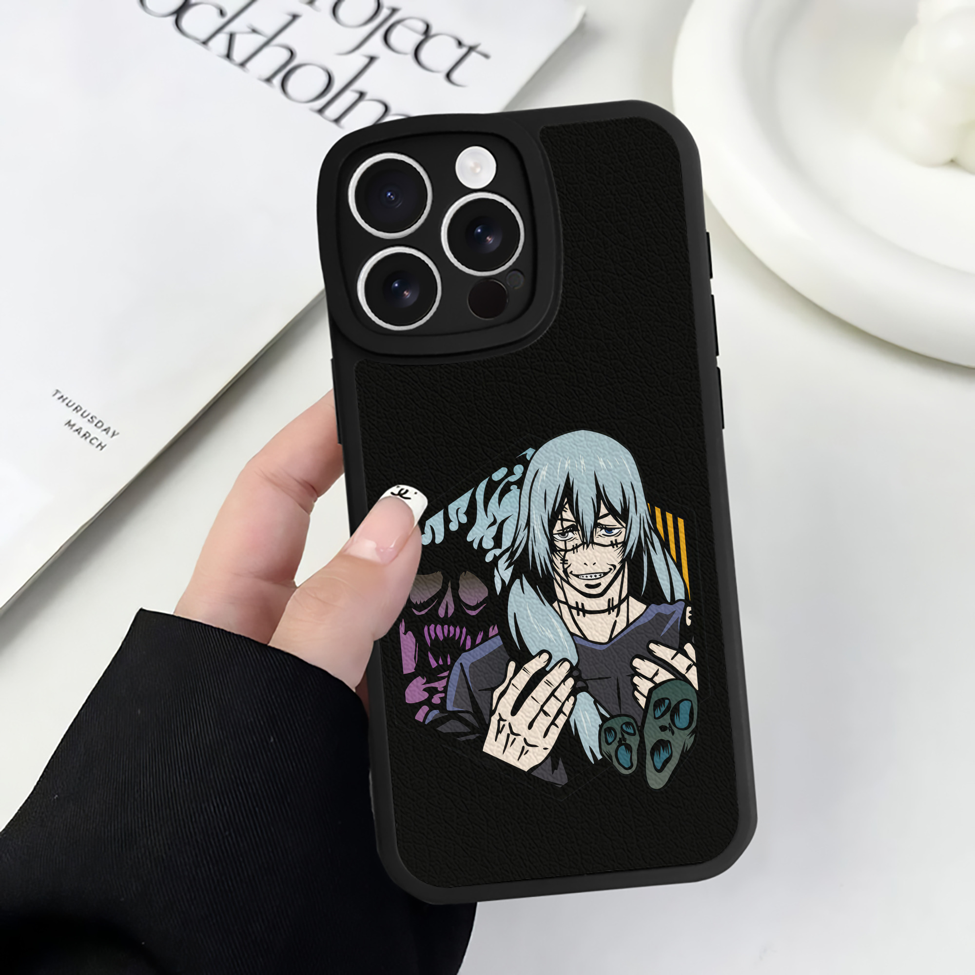 （画像用） 呪術廻戦 Jujutsu Kaisen 【iPhone 16シリーズ対応】シリコンスマホケース（レザー調） 材質：シリコン
